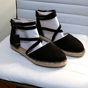 Torrid Black Flats Sandles